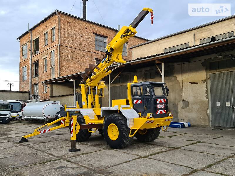 Бурова установка Manitou MC 2000 в Чернівцях