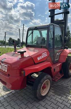 Вилочный погрузчик Manitou MC 2002 в 