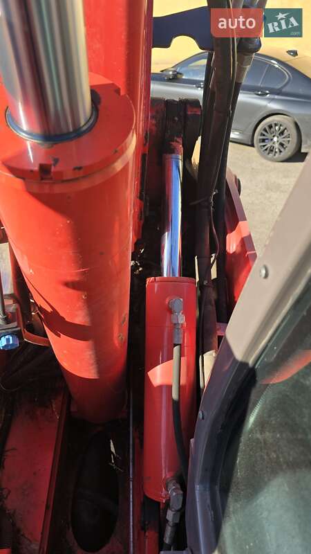 Телескопический погрузчик Manitou MLT 634-120 LSU 2013 в Луцке фото 28 Телескопический погрузчик Manitou MLT 634-120 LSU 2013 в Луцке