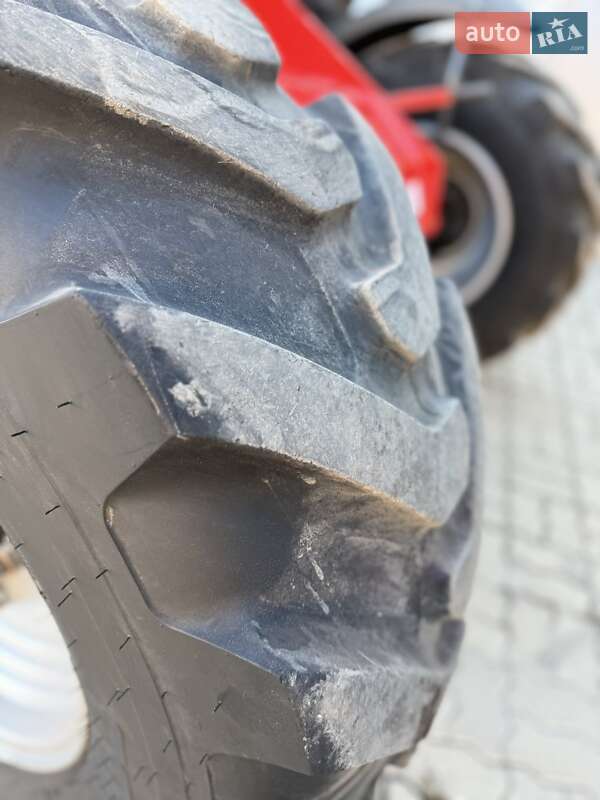 Телескопічні навантажувачі Manitou MLT 634-120 LSU 2007 в Луцьку