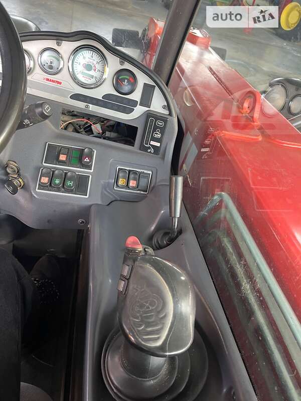 Телескопический погрузчик Manitou MLT 735-120 LSU 2009 в Горохове