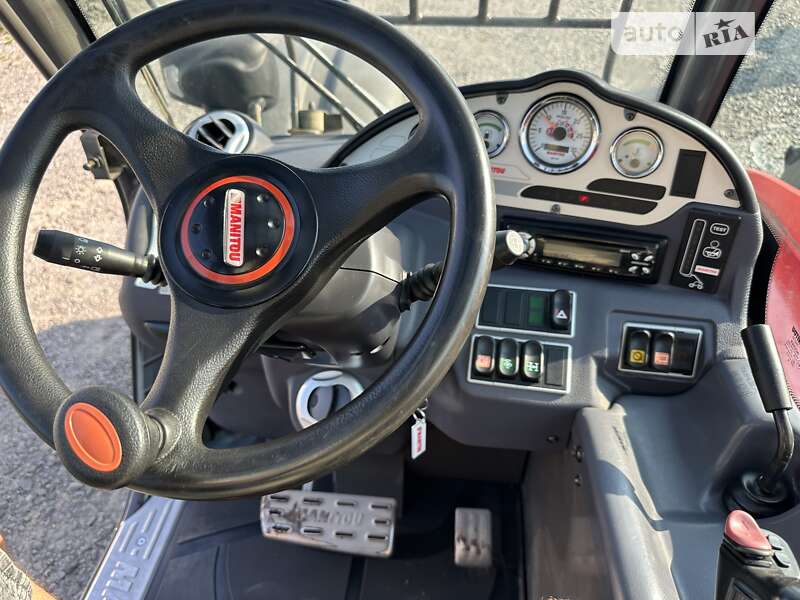 Телескопічні навантажувачі Manitou MLT 735-120 LSU 2010 в Луцьку