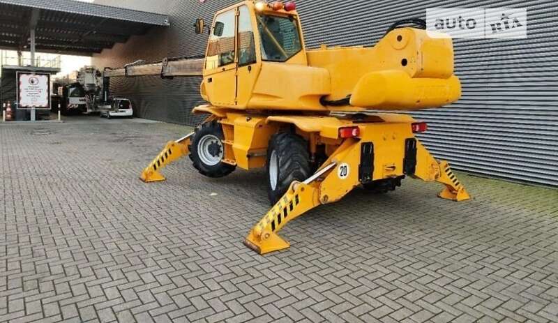 Телескопічні навантажувачі Manitou MRT 2011 в Києві