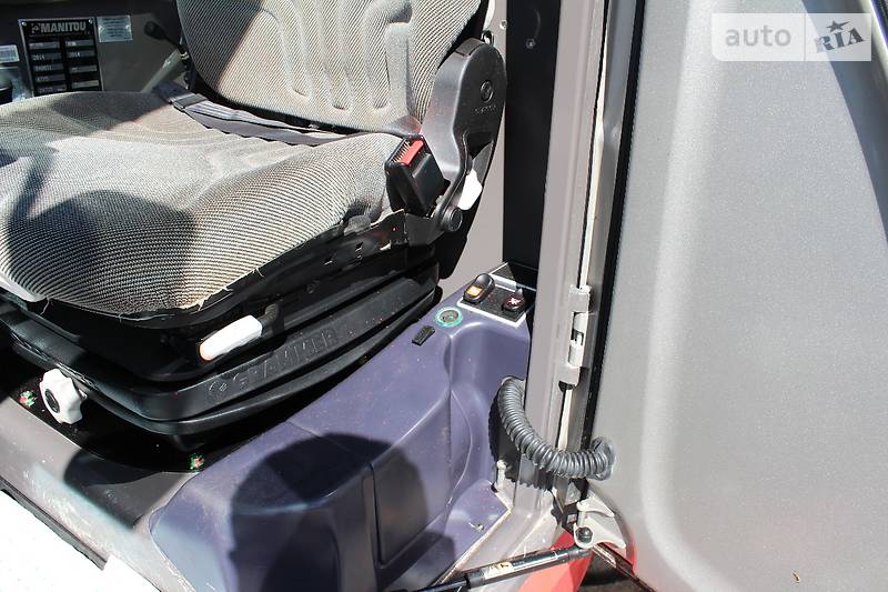 Телескопический погрузчик Manitou MT 2014 в Киеве фото 11 Телескопический погрузчик Manitou MT 2014 в Киеве