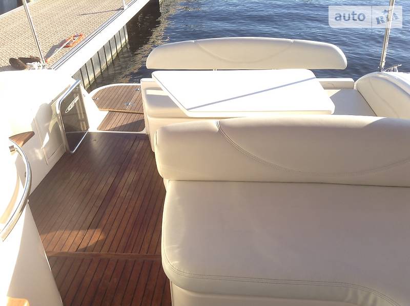 Моторная яхта Mano Marine 32 2006 в Киеве