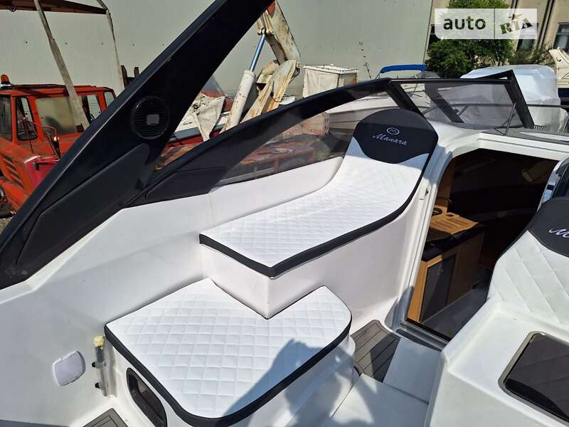 Моторна яхта Mano Marine 32 2023 в Кам'янець-Подільському