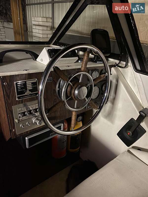 Катер Mariah SX 1982 в Киеве фото 15 Катер Mariah SX 1982 в Киеве