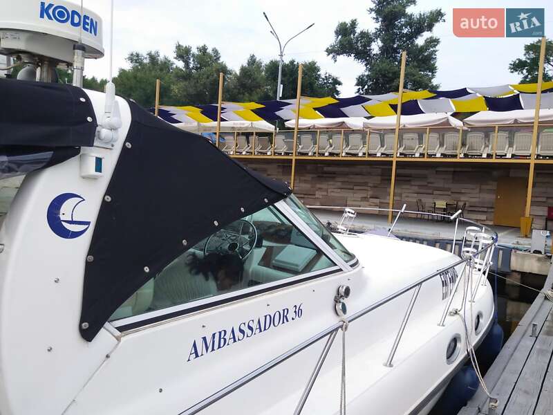 Моторная яхта Marina Group MG 2006 в Киеве фото 2 Моторная яхта Marina Group MG 2006 в Киеве