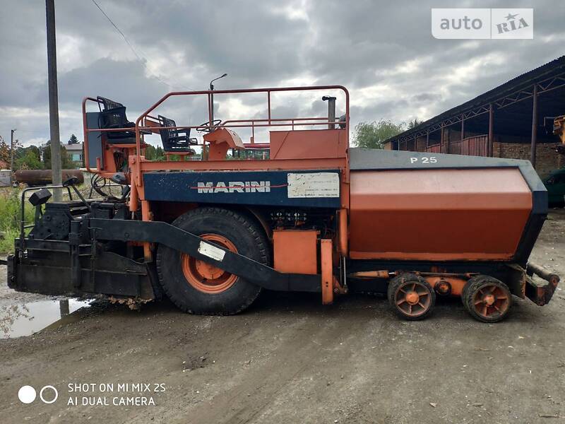 Асфальтоукладчик Marini MP 1995 в Стрые