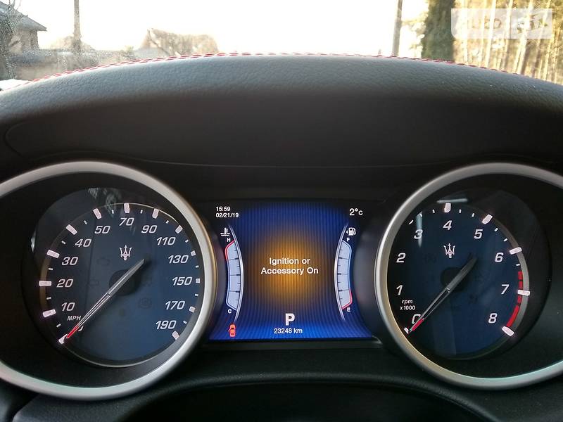Седан Maserati Ghibli 2014 в Киеве
