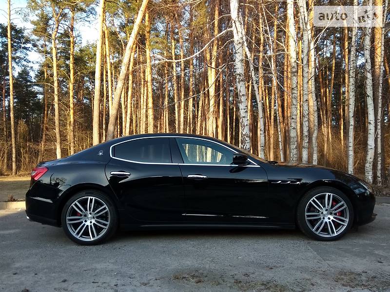 Седан Maserati Ghibli 2014 в Киеве