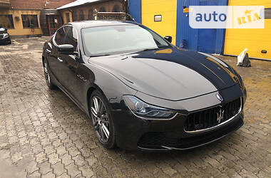 Седан Maserati Ghibli 2013 в Кривом Роге