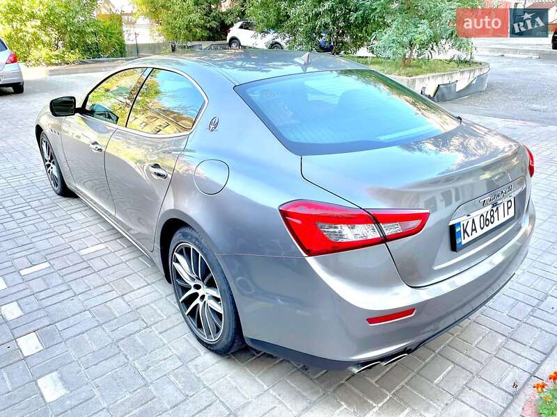 Седан Maserati Ghibli 2015 в Киеве фото 15 Седан Maserati Ghibli 2015 в Киеве