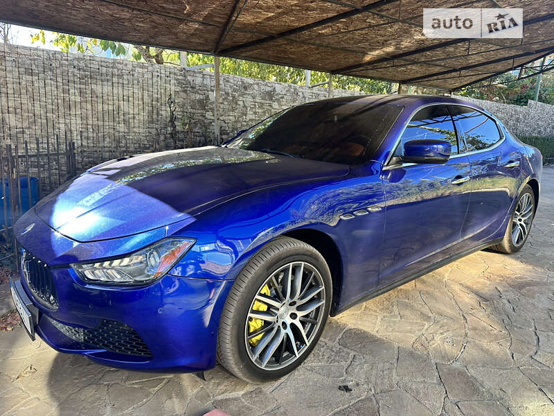Седан Maserati Ghibli 2016 в 