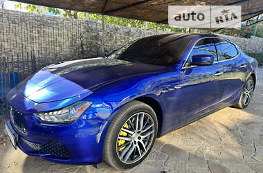 Седан Maserati Ghibli 2016 в 