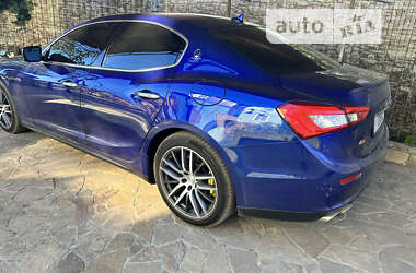 Седан Maserati Ghibli 2016 в 
