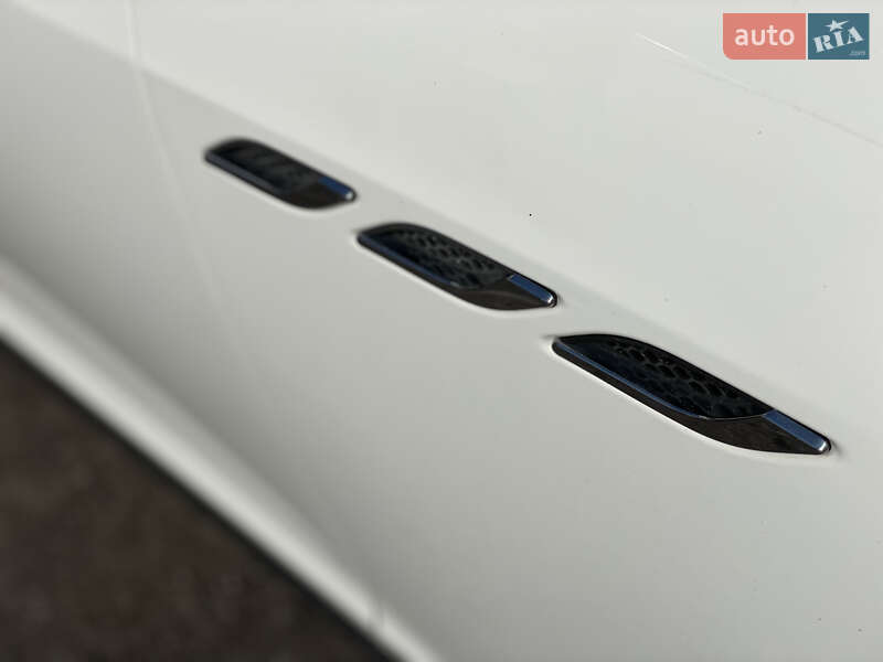 Седан Maserati Ghibli 2015 в Одессе