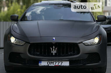 Седан Maserati Ghibli 2013 в Івано-Франківську