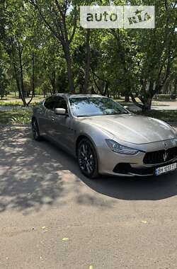 Седан Maserati Ghibli 2013 в Кривому Розі