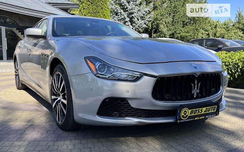 Седан Maserati Ghibli 2014 в Львове