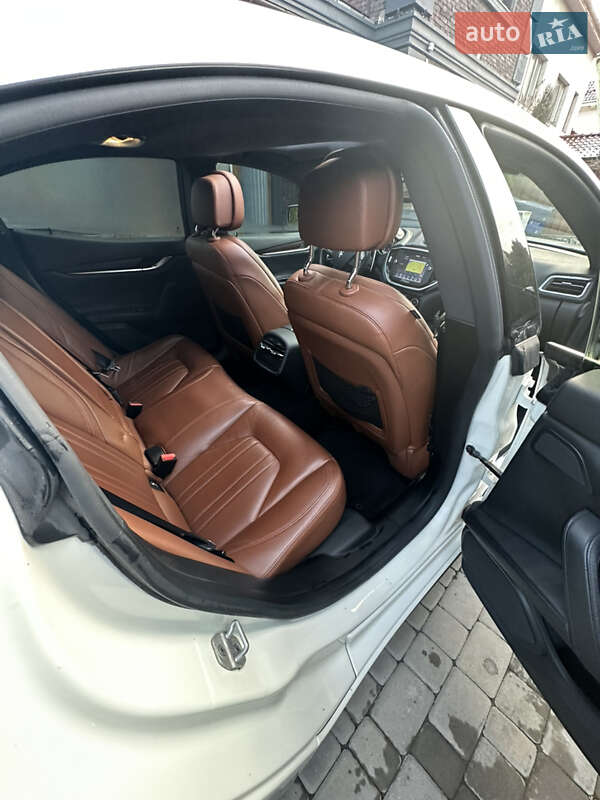 Седан Maserati Ghibli 2013 в Одессе фото 22 Седан Maserati Ghibli 2013 в Одессе