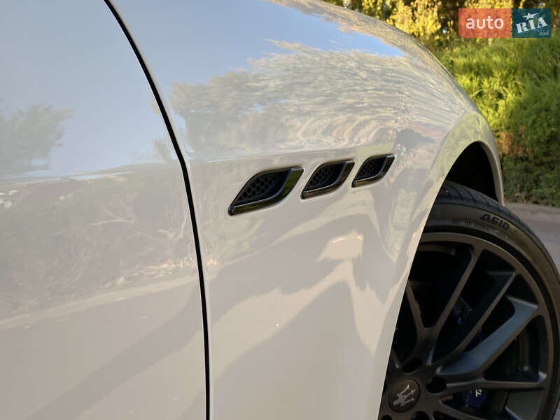 Седан Maserati Ghibli 2017 в Днепре фото 10 Седан Maserati Ghibli 2017 в Днепре