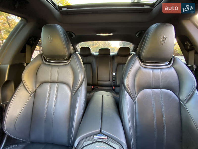 Седан Maserati Ghibli 2017 в Днепре фото 22 Седан Maserati Ghibli 2017 в Днепре