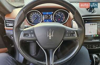 Седан Maserati Ghibli 2016 в 