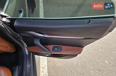 Седан Maserati Ghibli 2016 в 
