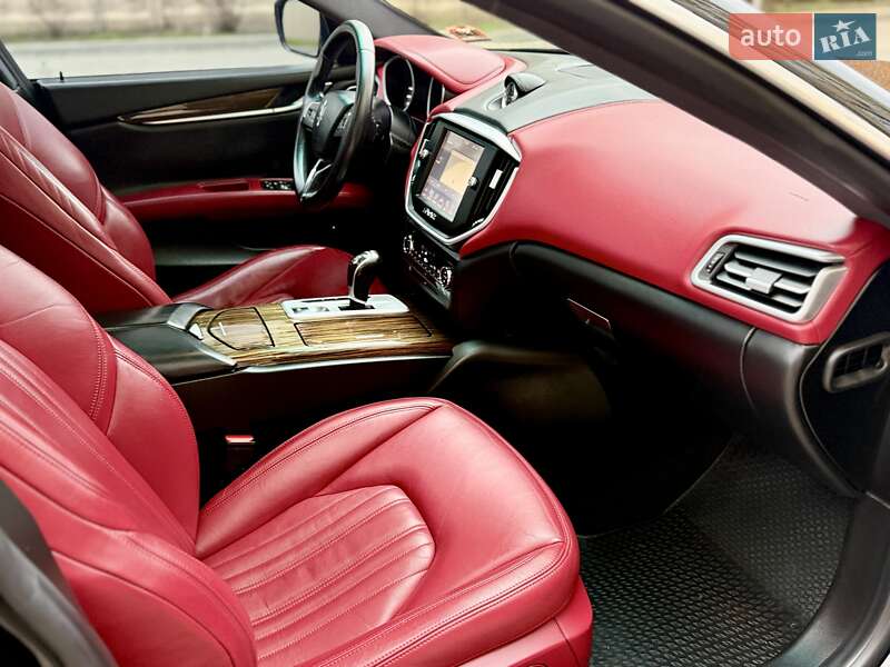 Седан Maserati Ghibli 2014 в Одесі