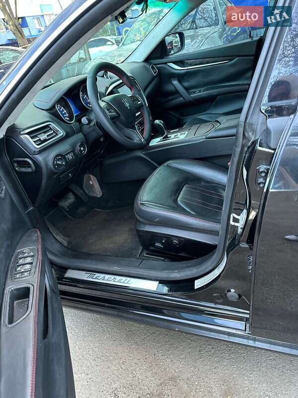 Седан Maserati Ghibli 2016 в Киеве