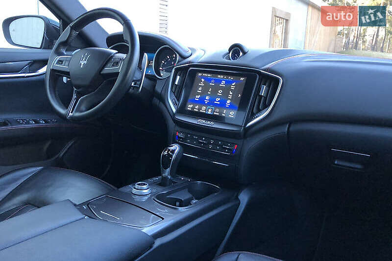 Седан Maserati Ghibli 2017 в Києві
