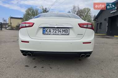 Седан Maserati Ghibli 2016 в 