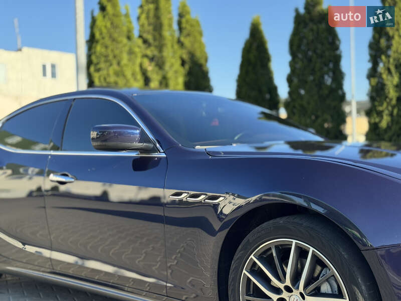 Седан Maserati Ghibli 2015 в Києві