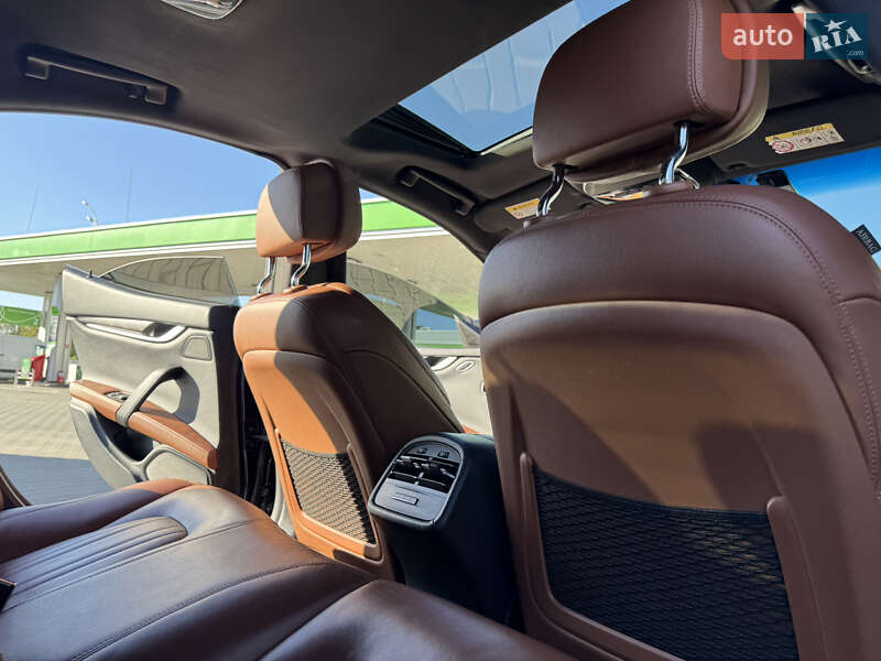 Седан Maserati Ghibli 2015 в Києві