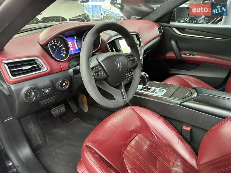 Седан Maserati Ghibli 2014 в Одессе