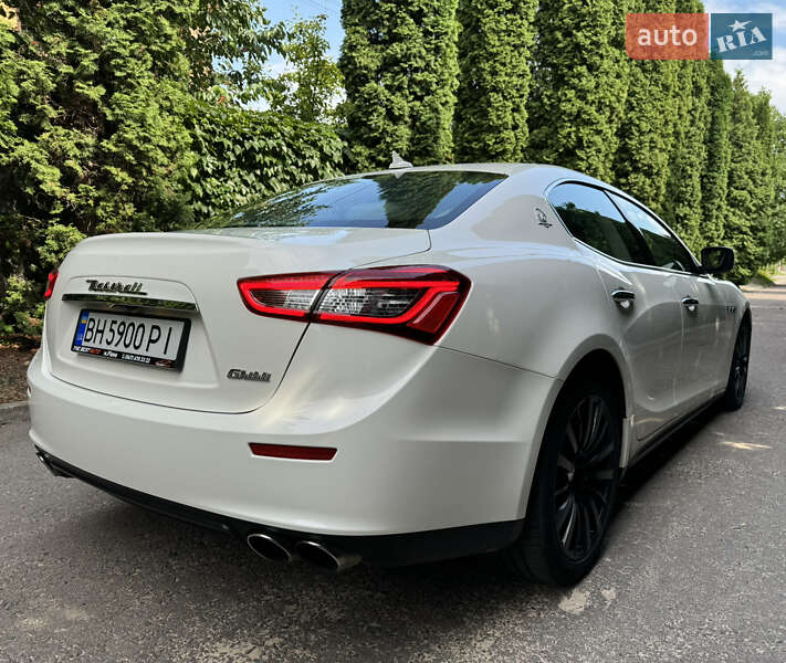Седан Maserati Ghibli 2014 в Рівному