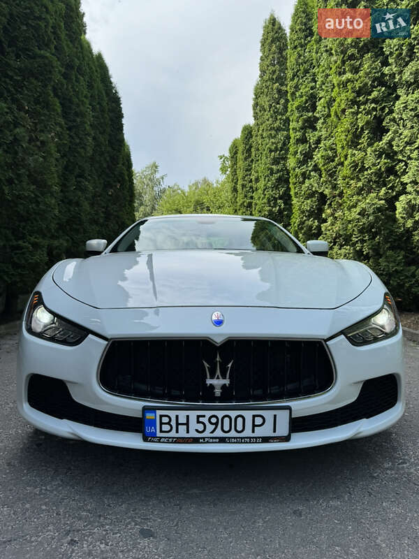 Седан Maserati Ghibli 2014 в Рівному