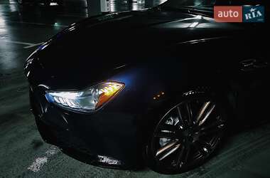Седан Maserati Ghibli 2015 в 