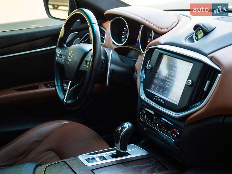 Седан Maserati Ghibli 2014 в Києві