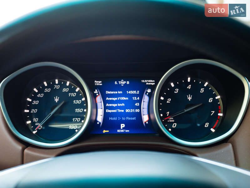 Седан Maserati Ghibli 2014 в Києві