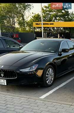 Седан Maserati Ghibli 2014 в 