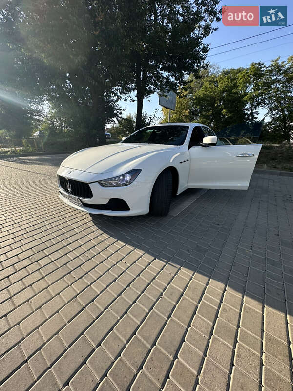 Седан Maserati Ghibli 2013 в Одессе фото 4 Седан Maserati Ghibli 2013 в Одессе
