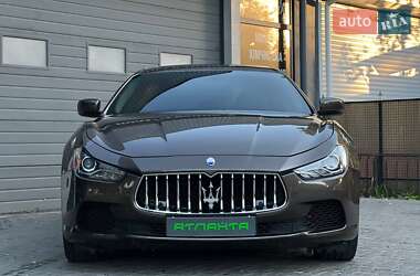 Седан Maserati Ghibli 2014 в 