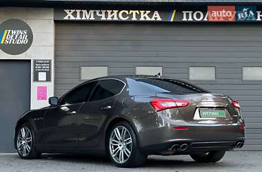 Седан Maserati Ghibli 2014 в 