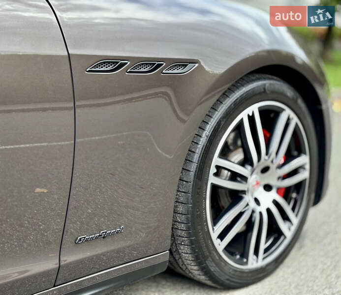 Седан Maserati Ghibli 2014 в Киеве