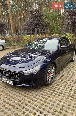 Седан Maserati Ghibli 2016 в Киеве