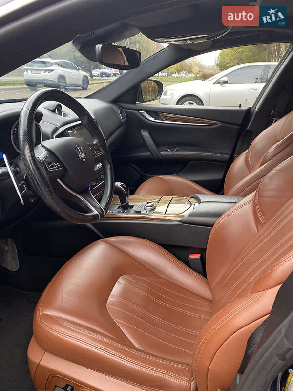 Седан Maserati Ghibli 2016 в Києві