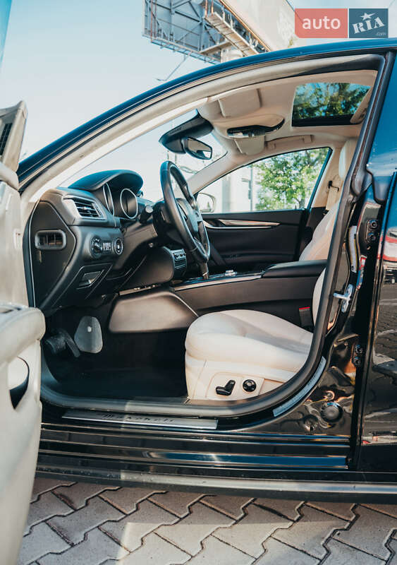 Седан Maserati Ghibli 2017 в Києві фото 21 Седан Maserati Ghibli 2017 в Києві