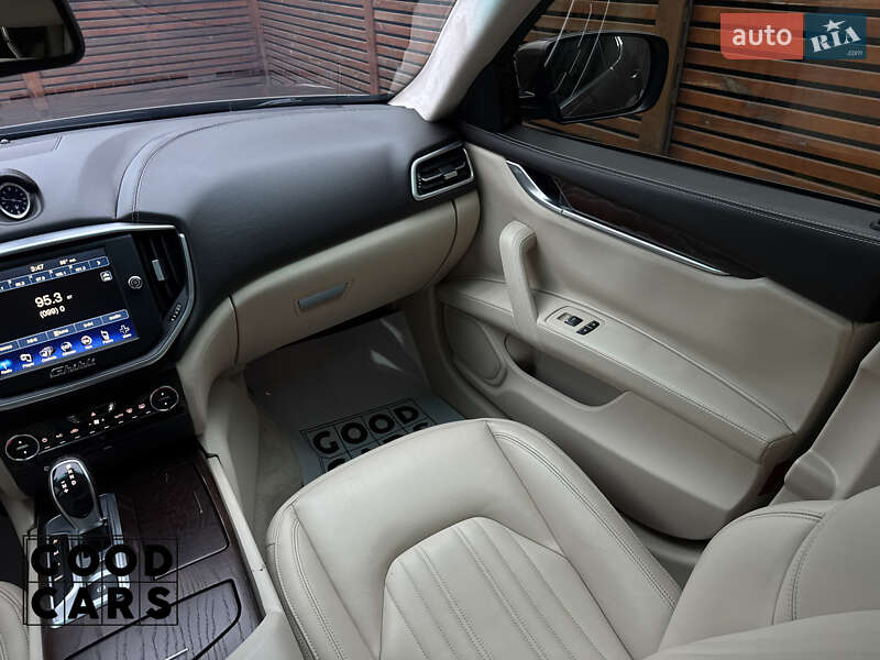 Седан Maserati Ghibli 2015 в Одесі